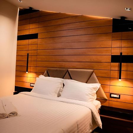 Hotel Goya Boutique Târgu Jiu Екстериор снимка