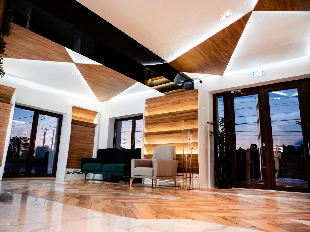Hotel Goya Boutique Târgu Jiu Екстериор снимка