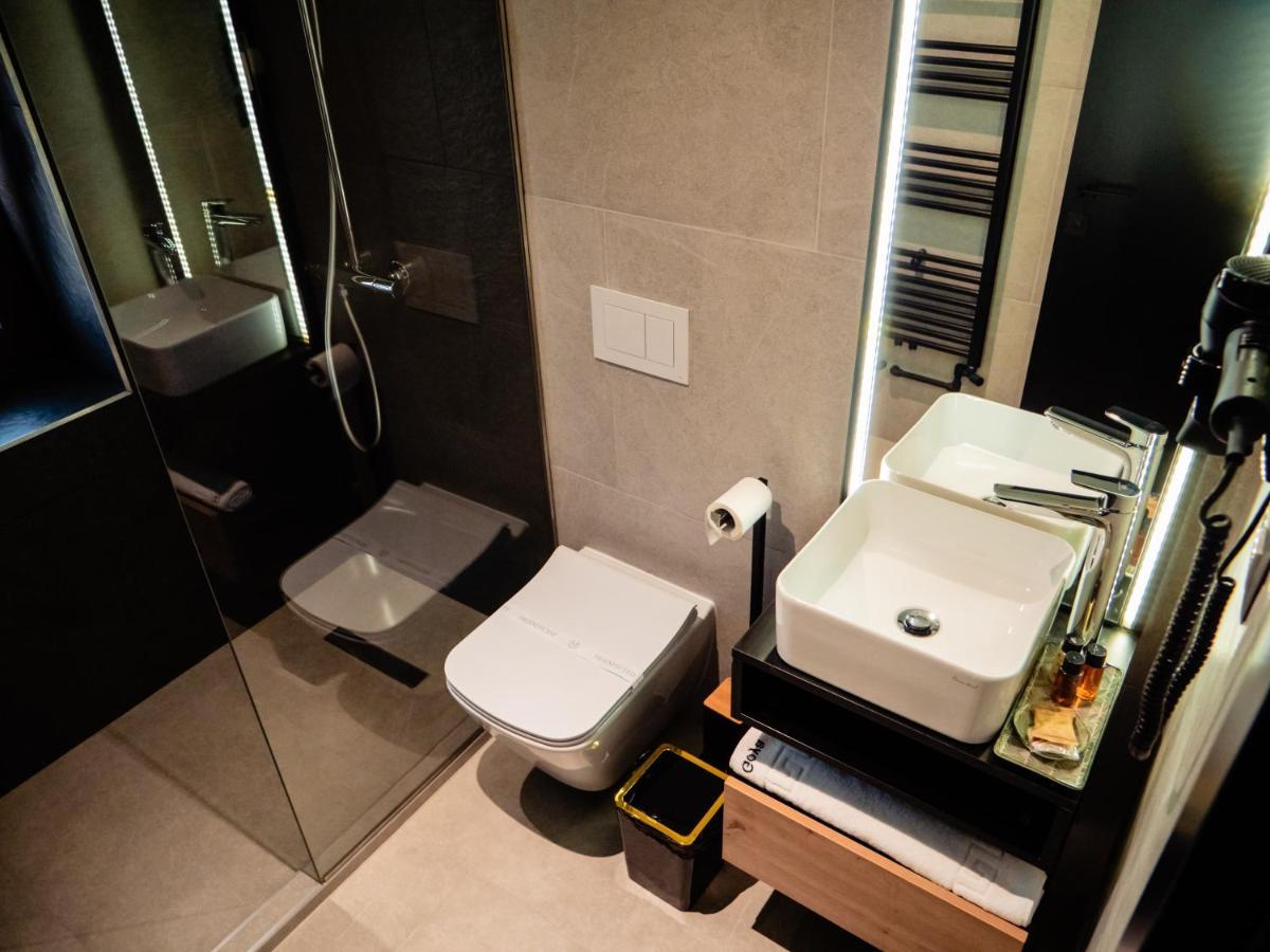 Hotel Goya Boutique Târgu Jiu Екстериор снимка